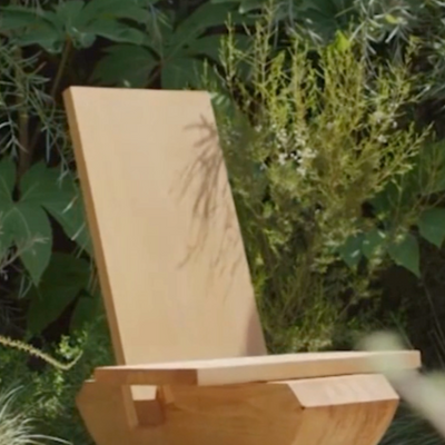 chair alt text
