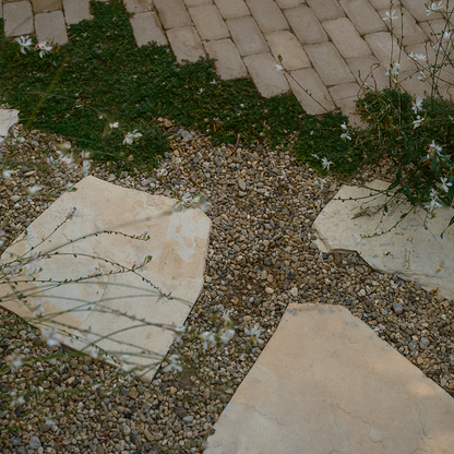 flagstone_ecru