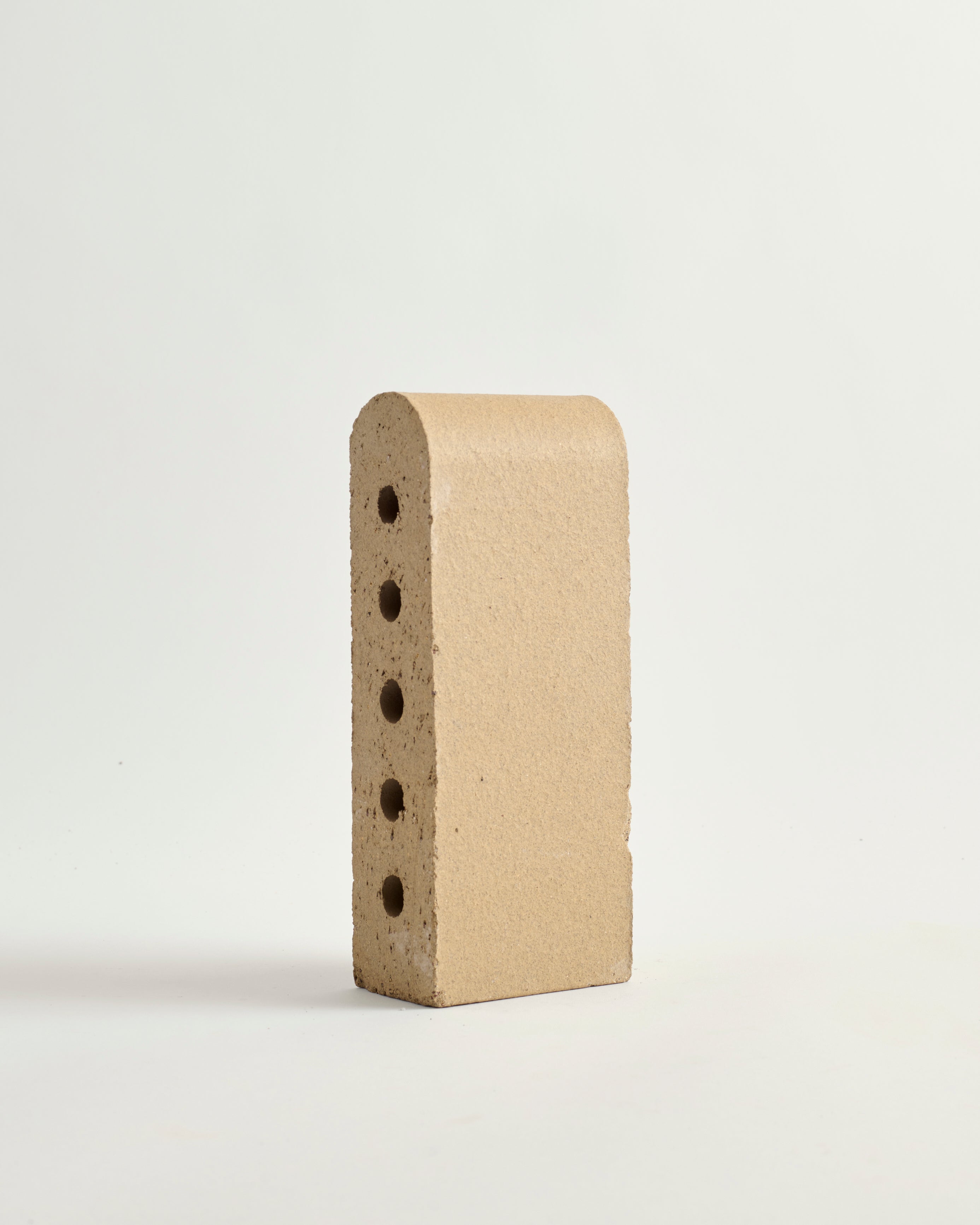 Pierrette Bloch　ピアレット・ブロック Bullnose Clay Pavers for Steps & Pool Coping | ORCA