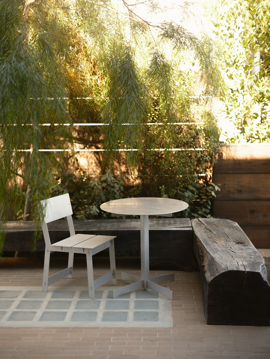 table_raw aluminum